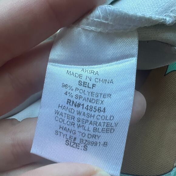 Akira Abstract Printed Wide Leg Pants Size S - Picture 5 of 5